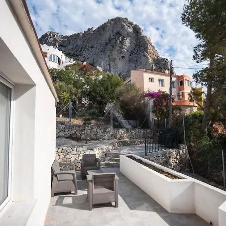 Vistas Maryvilla דירה