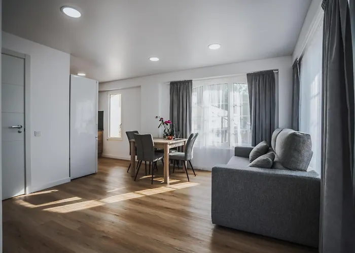 Vistas Maryvilla Apartment